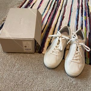 Like New Rothy’s Laceups Golden Metallic